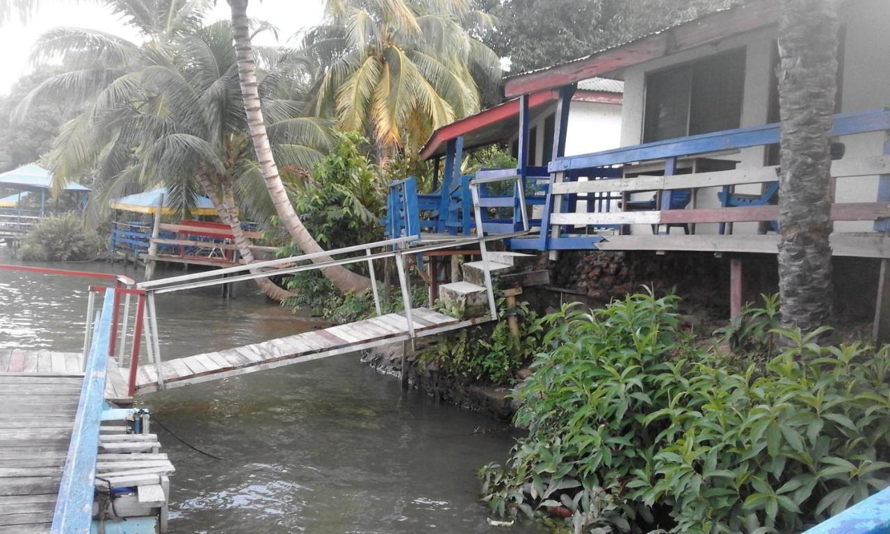 Aylos Bay Akosombo Ngoại thất bức ảnh