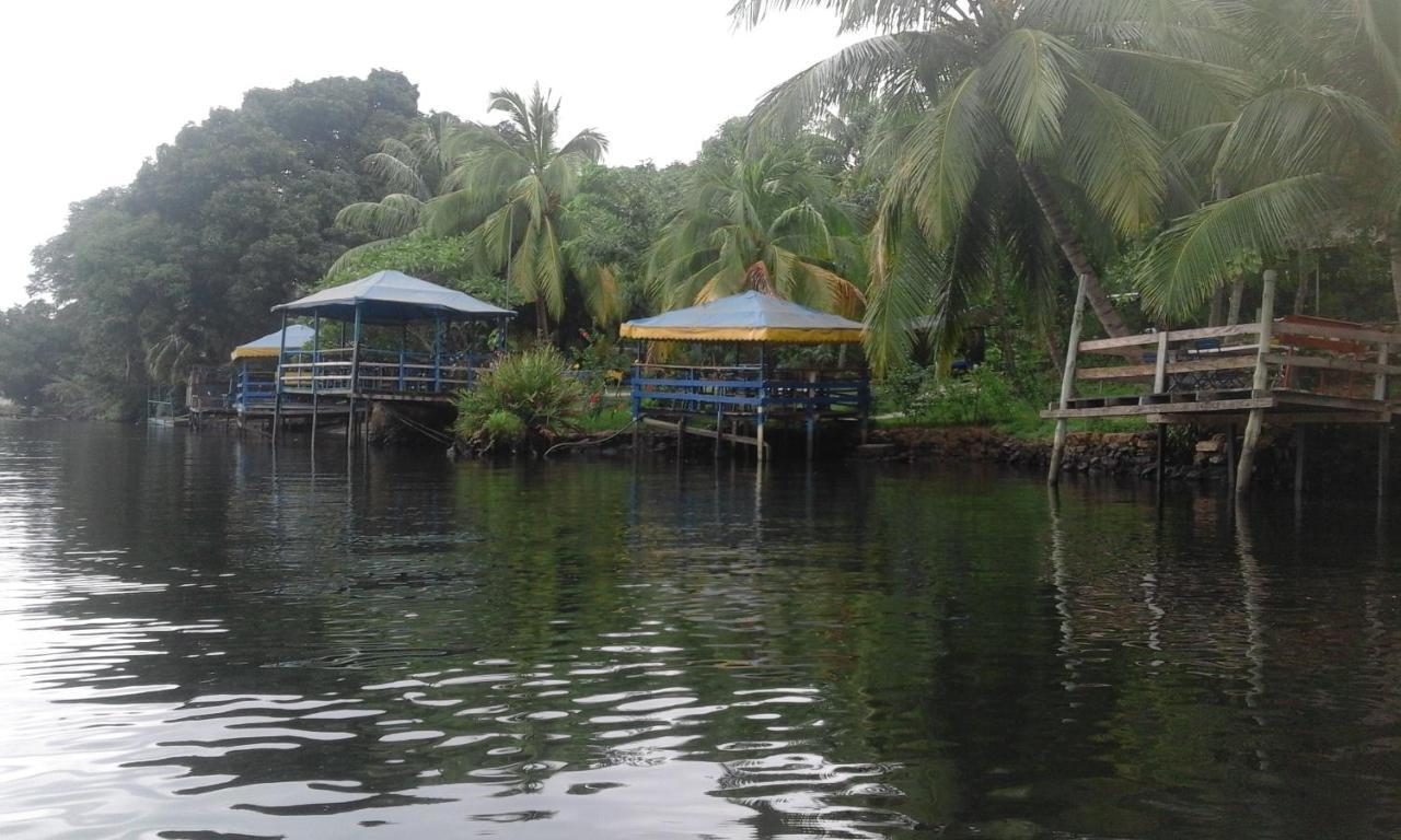 Aylos Bay Akosombo Ngoại thất bức ảnh